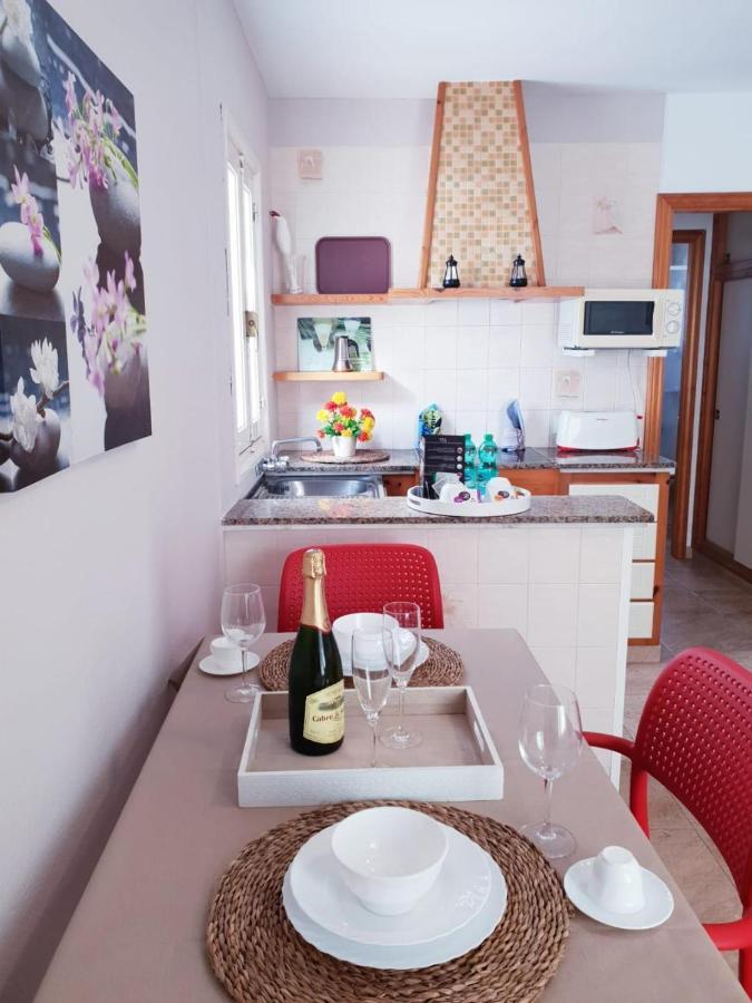 Apartamentos Ses Orenetes Cala'N Blanes  Exterior foto