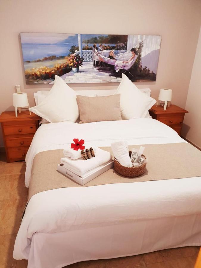 Apartamentos Ses Orenetes Cala'N Blanes  Exterior foto